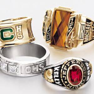 anillos de graduacion de metal
