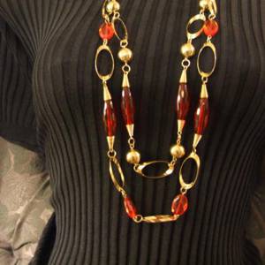 diseño de collares con oro
