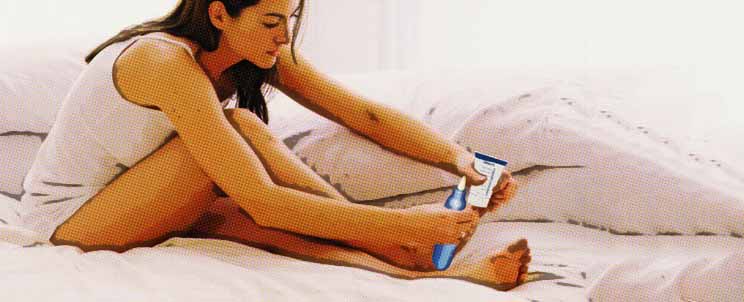 cómo exfoliar los tobillos y los pies