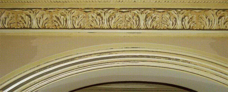 ¿Cómo hacer curvas con molduras de yeso?